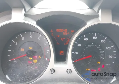 2011 Nissan Juke S/Sv/Sl z USA, uszkodzony, nr VIN JN8AF5MV6BT015498